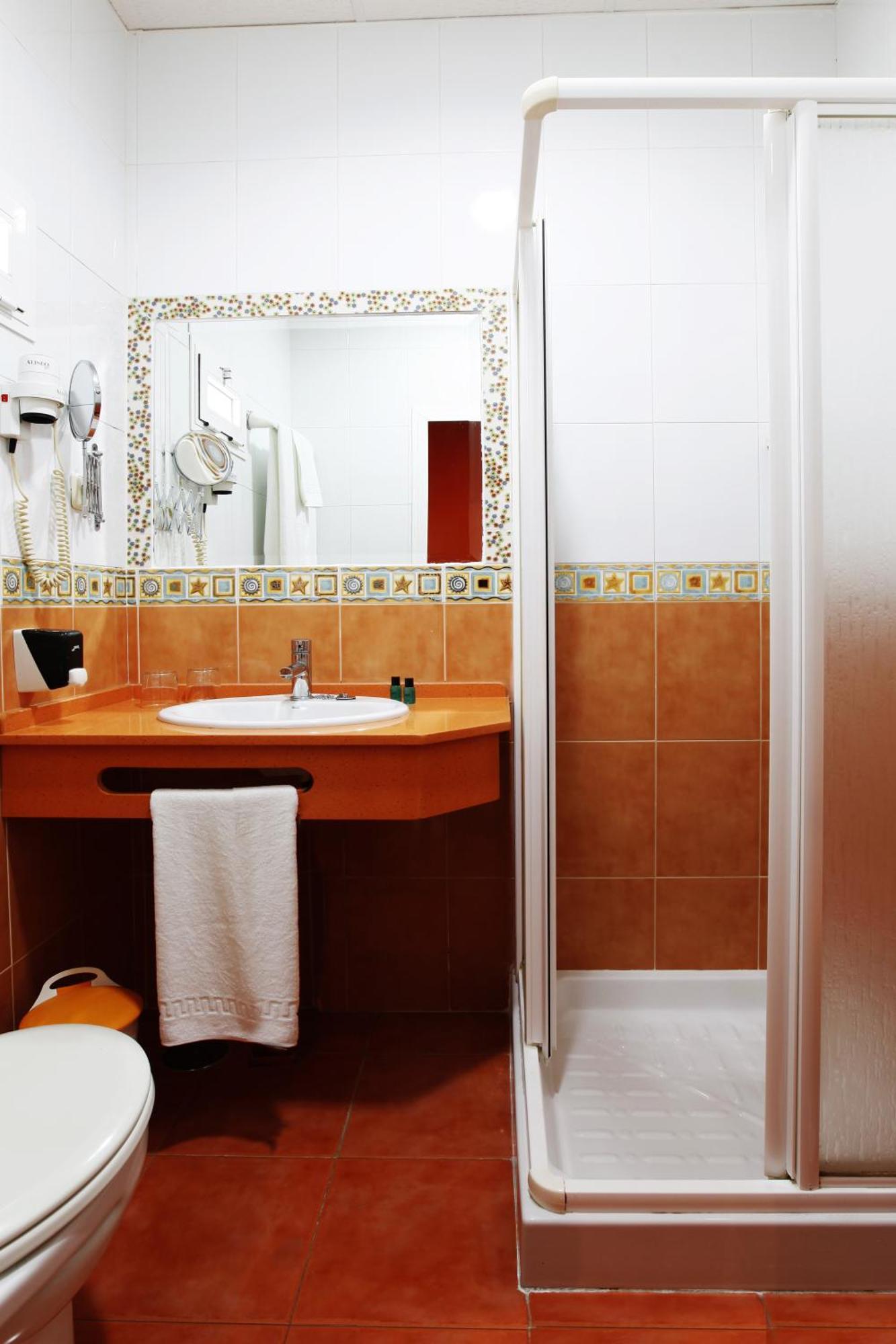 Hostal Paris San Fernando Buitenkant foto