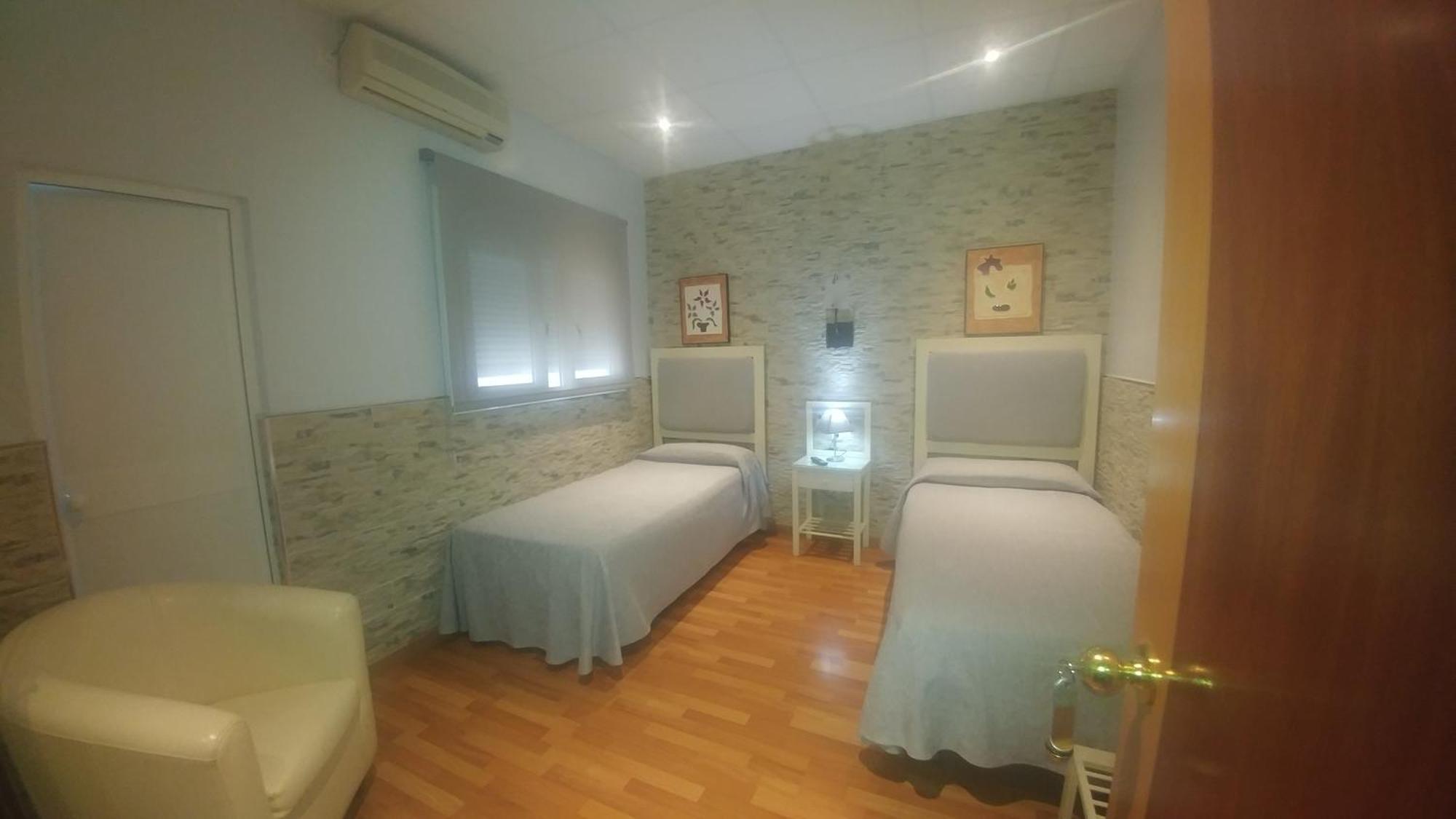 Hostal Paris San Fernando Buitenkant foto